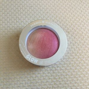RARE SHADE! Hard Candy Ombré Baked Blush
